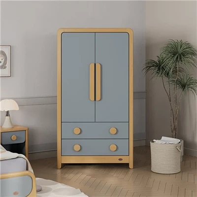 Rangement de garde-robe pour enfants