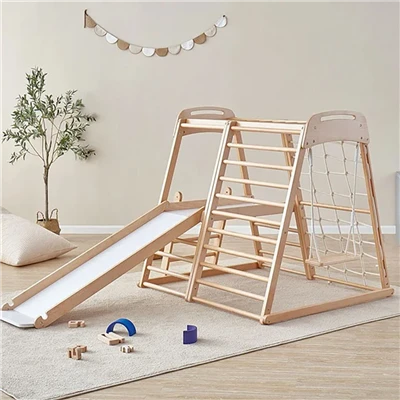 Salle d'escalade en bois